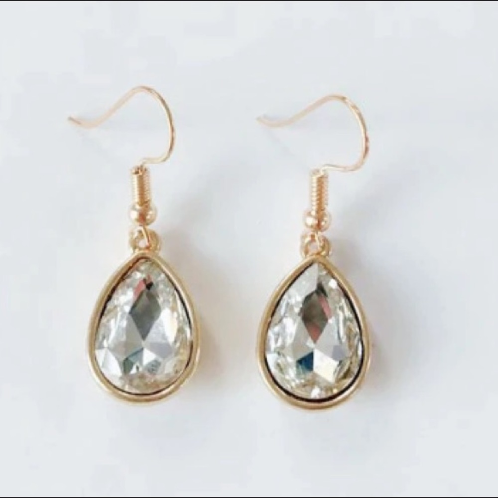 NEW!๐๐๐FACETED RHINESTONE TEARDROPS!๐๐๐CUTE! - Picture 5 of 8